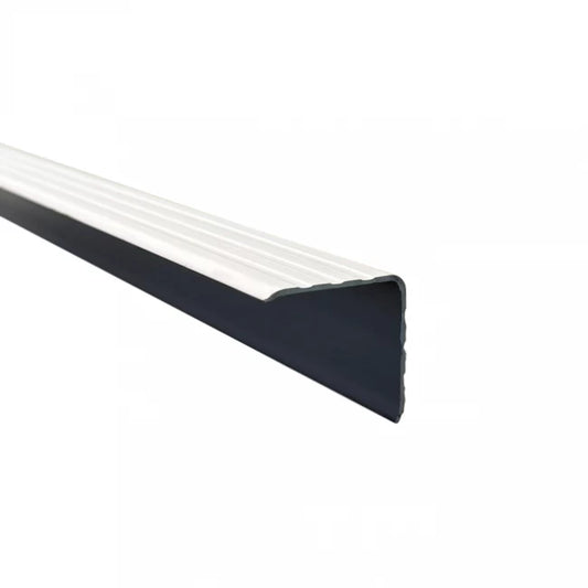 RACK RESEARCH T177I | Perfil en "L" de 30 mm.